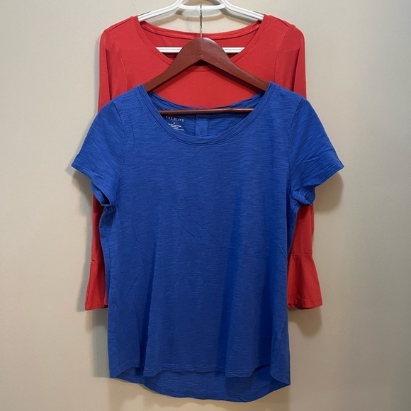 Set of 2 Tops Pullover Chico’s bell sleeve & Talbots cap sleeve Womens M - Picture 11 of 11